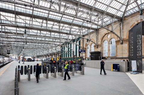 Glasgow Central ticket gate line