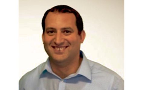 Portrait of Shimon Shapiro, director at G-volution and SBLRail