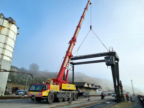 Crane dismantling gantry at Waterford in Ireland